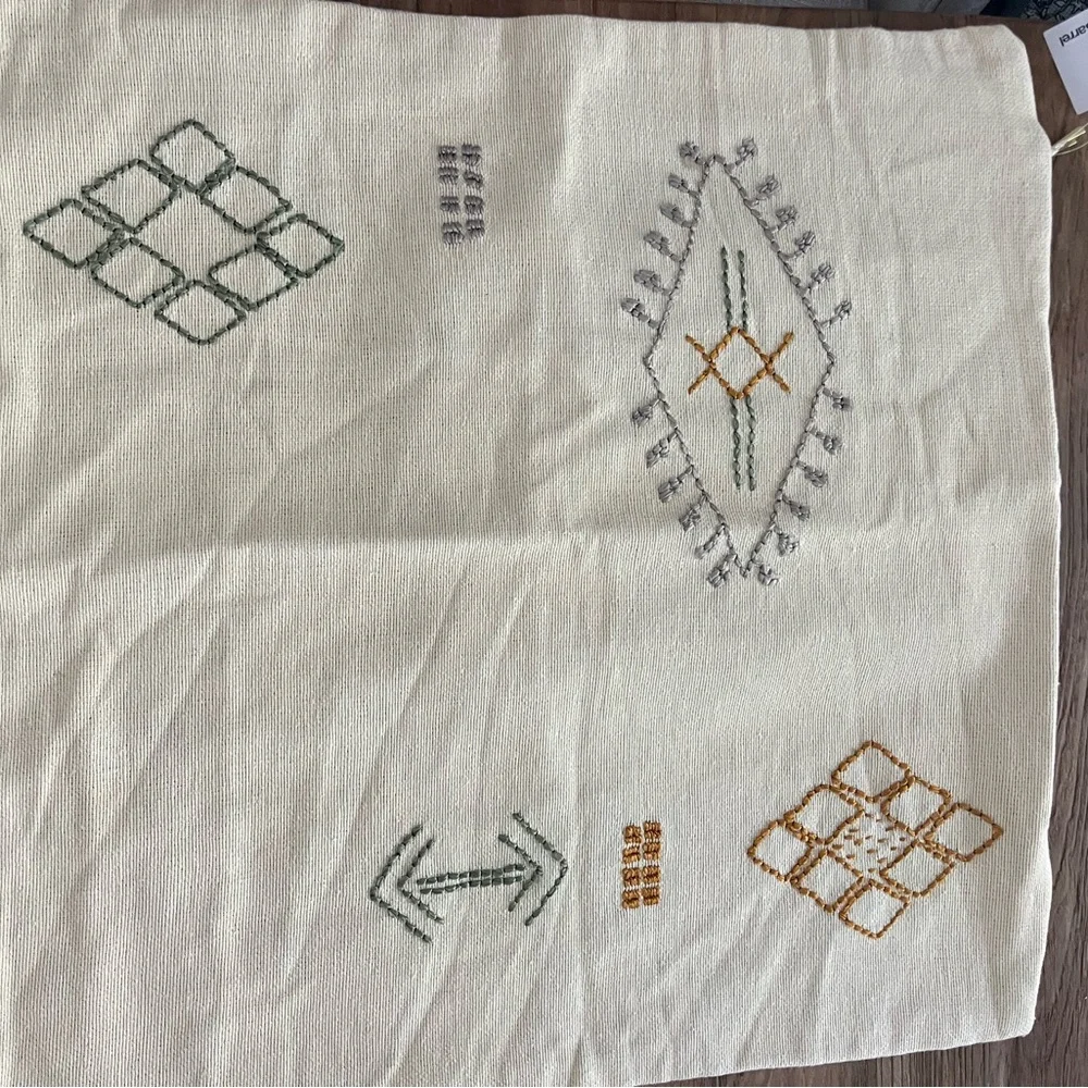 Crate and barrel pillow cover